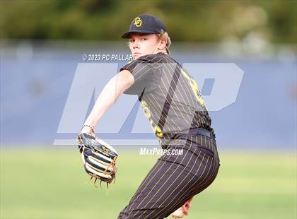 Thumbnail 2 in Del Oro @ Oak Ridge photogallery.