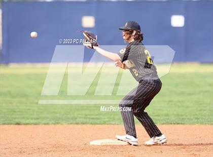 Thumbnail 2 in Del Oro @ Oak Ridge photogallery.