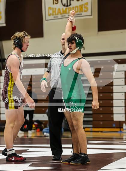 Thumbnail 1 in Sylmar & Thousand Oaks @ Crespi - Tri Meet photogallery.