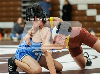 Thumbnail 1 in Sylmar & Thousand Oaks @ Crespi - Tri Meet photogallery.