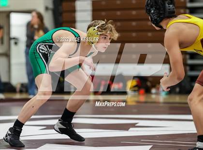 Thumbnail 2 in Sylmar & Thousand Oaks @ Crespi - Tri Meet photogallery.