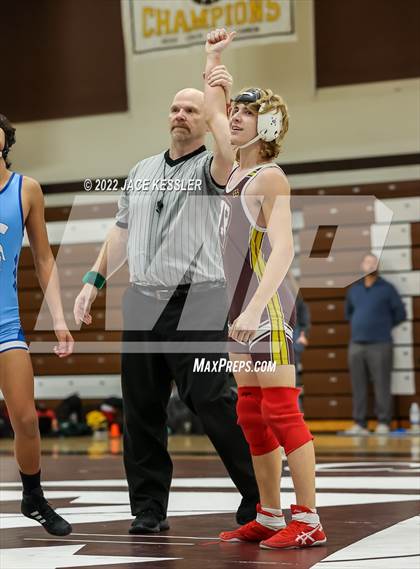 Thumbnail 3 in Sylmar & Thousand Oaks @ Crespi - Tri Meet photogallery.