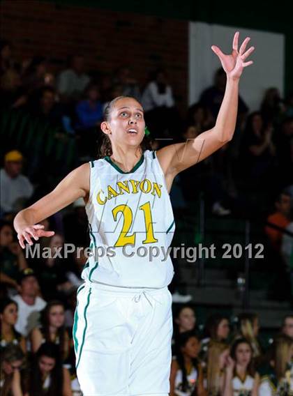 Thumbnail 2 in Saugus @ Canyon photogallery.