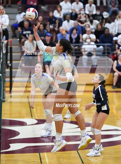Thumbnail 2 in Scottsdale Christian Academy vs. Phoenix Country Day (AIA 2A Semifinal)  photogallery.