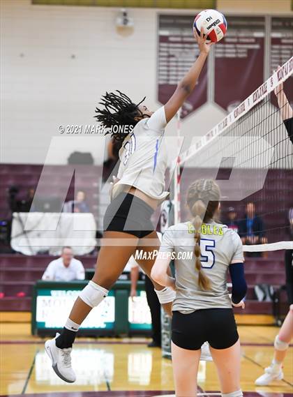 Thumbnail 3 in Scottsdale Christian Academy vs. Phoenix Country Day (AIA 2A Semifinal)  photogallery.