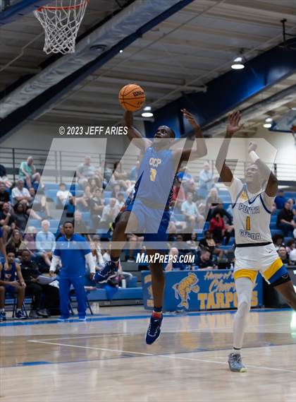 Thumbnail 3 in Orlando Christian Prep vs Charlotte (Wally Keller Classic) photogallery.