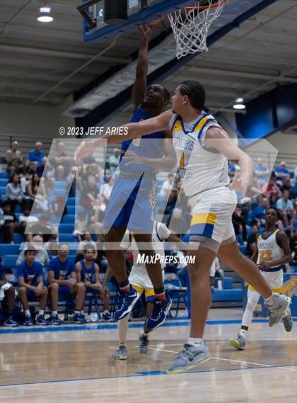 Thumbnail 1 in Orlando Christian Prep vs Charlotte (Wally Keller Classic) photogallery.