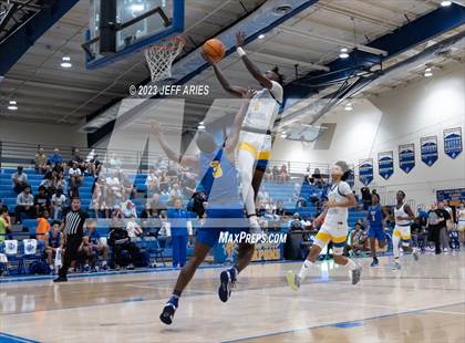 Thumbnail 3 in Orlando Christian Prep vs Charlotte (Wally Keller Classic) photogallery.
