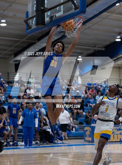 Thumbnail 1 in Orlando Christian Prep vs Charlotte (Wally Keller Classic) photogallery.