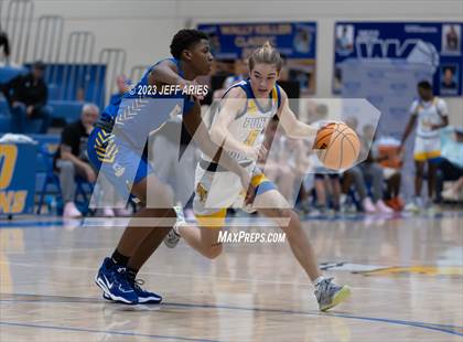 Thumbnail 3 in Orlando Christian Prep vs Charlotte (Wally Keller Classic) photogallery.