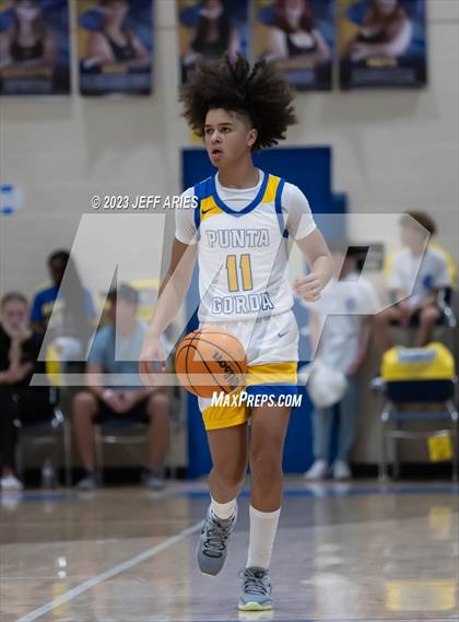 Thumbnail 2 in Orlando Christian Prep vs Charlotte (Wally Keller Classic) photogallery.