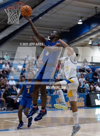 Thumbnail 1 in Orlando Christian Prep vs Charlotte (Wally Keller Classic) photogallery.