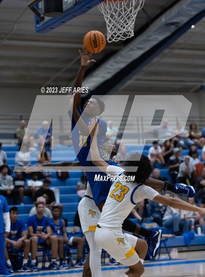 Thumbnail 3 in Orlando Christian Prep vs Charlotte (Wally Keller Classic) photogallery.