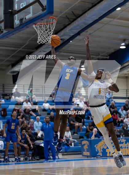 Thumbnail 1 in Orlando Christian Prep vs Charlotte (Wally Keller Classic) photogallery.