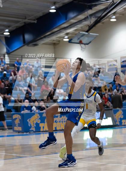 Thumbnail 2 in Orlando Christian Prep vs Charlotte (Wally Keller Classic) photogallery.
