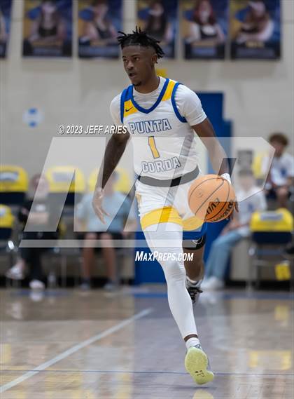 Thumbnail 1 in Orlando Christian Prep vs Charlotte (Wally Keller Classic) photogallery.