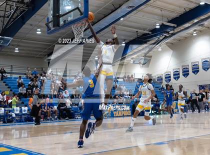 Thumbnail 1 in Orlando Christian Prep vs Charlotte (Wally Keller Classic) photogallery.