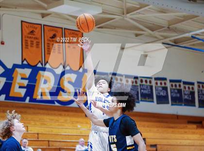 Thumbnail 2 in Crean Lutheran @ Valencia photogallery.