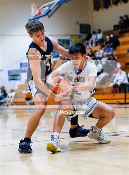Thumbnail 1 in Crean Lutheran @ Valencia photogallery.
