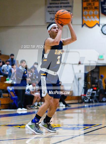 Thumbnail 3 in Crean Lutheran @ Valencia photogallery.