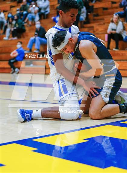 Thumbnail 2 in Crean Lutheran @ Valencia photogallery.
