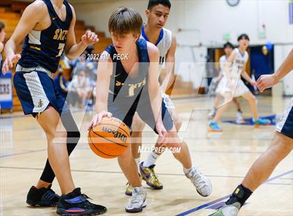 Thumbnail 1 in Crean Lutheran @ Valencia photogallery.