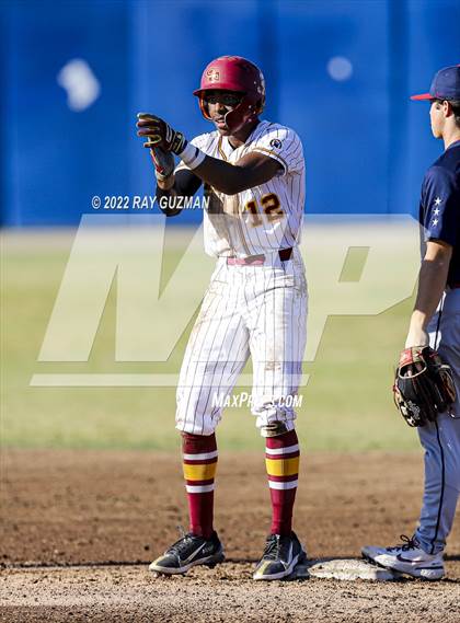 Thumbnail 1 in Clovis West vs. San Joaquin Memorial photogallery.