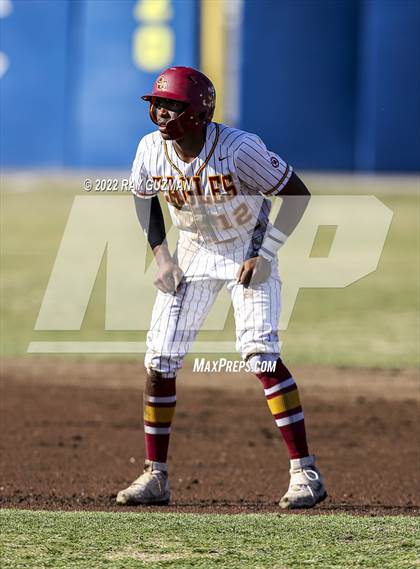 Thumbnail 1 in Clovis West vs. San Joaquin Memorial photogallery.