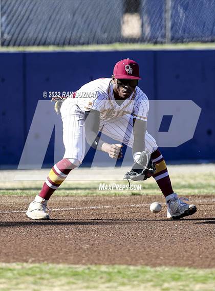 Thumbnail 2 in Clovis West vs. San Joaquin Memorial photogallery.