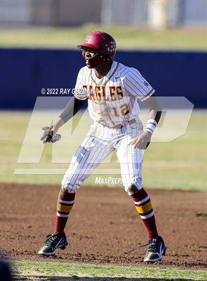 Thumbnail 1 in Clovis West vs. San Joaquin Memorial photogallery.