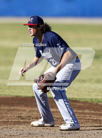 Thumbnail 2 in Clovis West vs. San Joaquin Memorial photogallery.