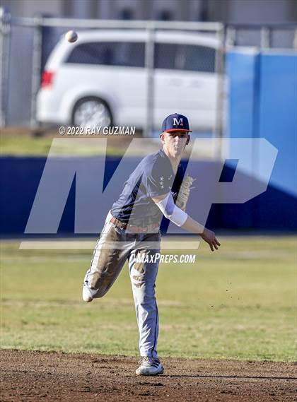Thumbnail 2 in Clovis West vs. San Joaquin Memorial photogallery.