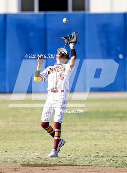 Thumbnail 3 in Clovis West vs. San Joaquin Memorial photogallery.