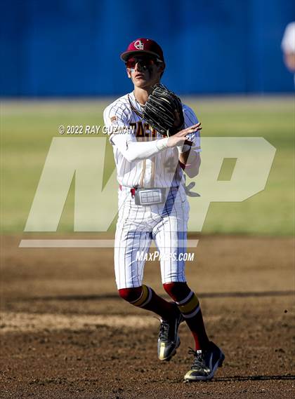 Thumbnail 3 in Clovis West vs. San Joaquin Memorial photogallery.