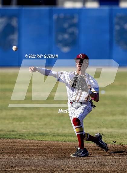 Thumbnail 2 in Clovis West vs. San Joaquin Memorial photogallery.