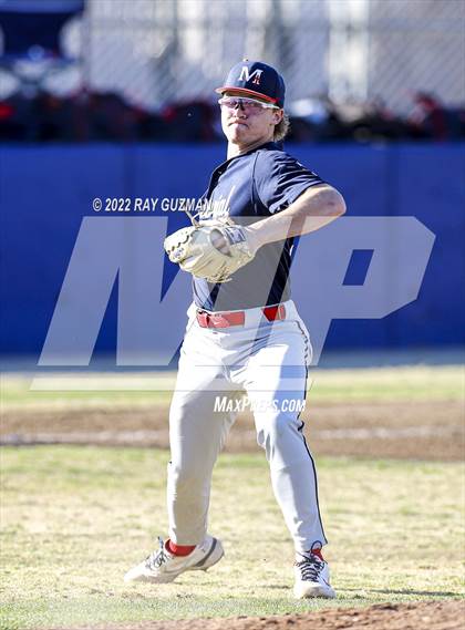 Thumbnail 2 in Clovis West vs. San Joaquin Memorial photogallery.