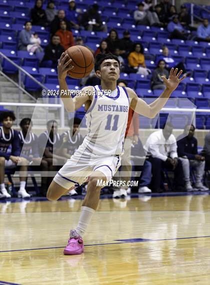 Thumbnail 2 in Veterans Memorial @ Jay (NEISD/NISD Tournament) photogallery.