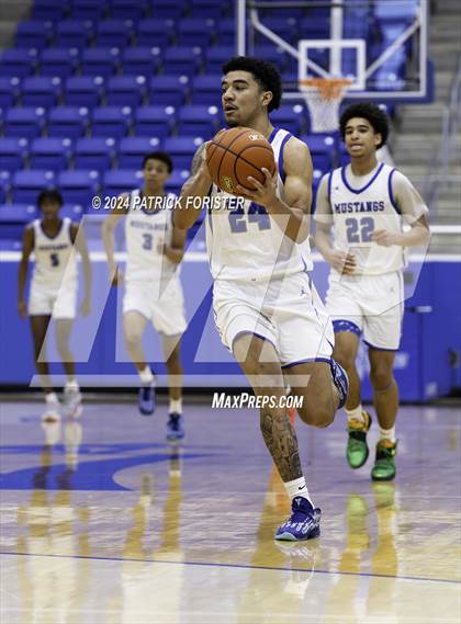 Thumbnail 2 in Veterans Memorial @ Jay (NEISD/NISD Tournament) photogallery.