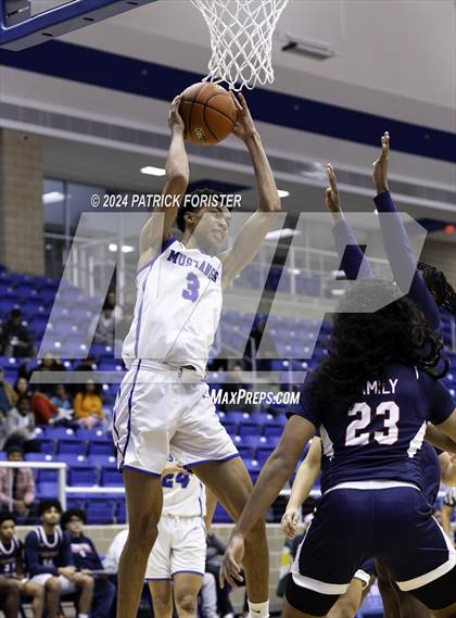 Thumbnail 2 in Veterans Memorial @ Jay (NEISD/NISD Tournament) photogallery.