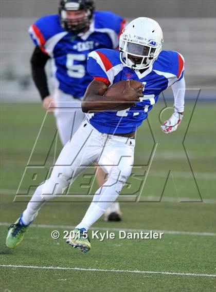 Thumbnail 3 in North Texas Bowl  photogallery.