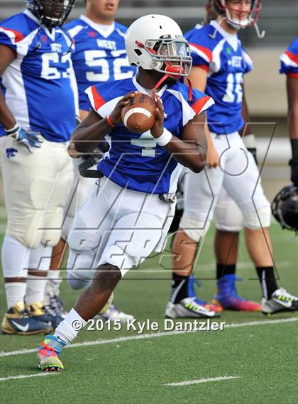 Thumbnail 3 in North Texas Bowl  photogallery.