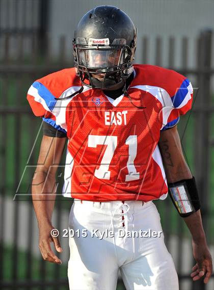 Thumbnail 1 in North Texas Bowl  photogallery.