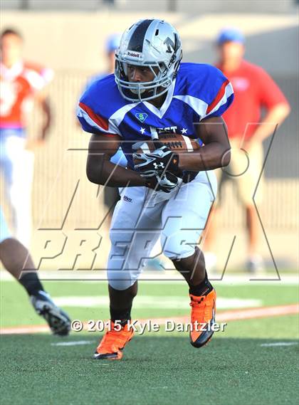 Thumbnail 1 in North Texas Bowl  photogallery.