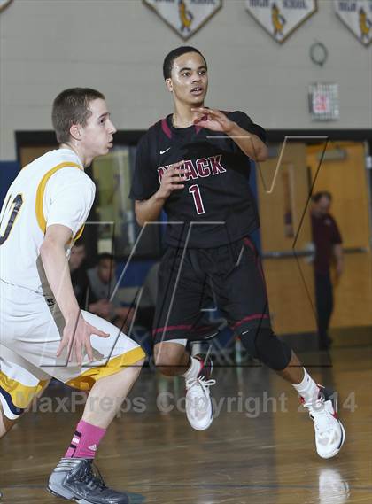 Thumbnail 3 in Nyack vs Pelham (Class A Out Bracket) photogallery.