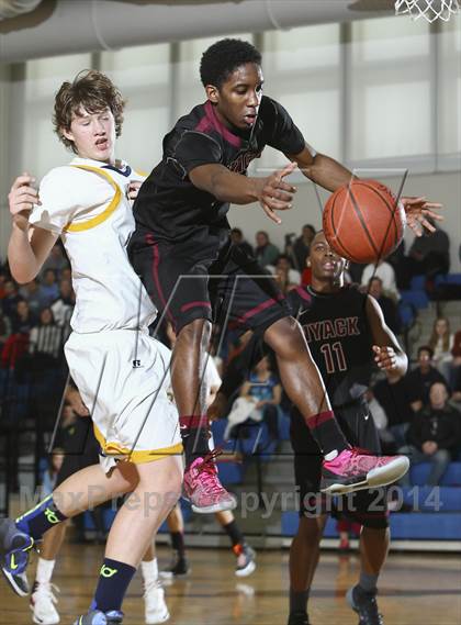 Thumbnail 2 in Nyack vs Pelham (Class A Out Bracket) photogallery.
