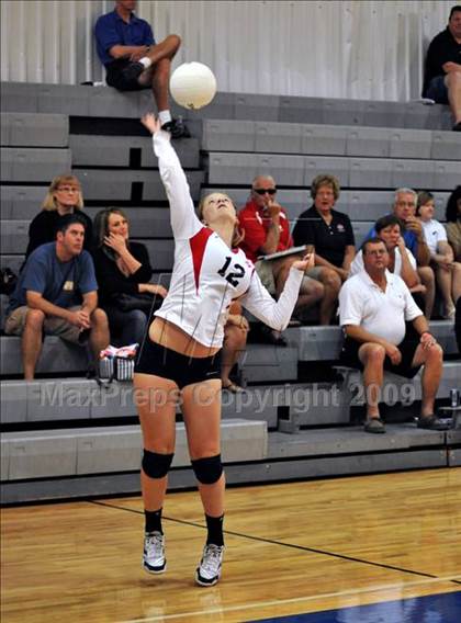 Thumbnail 2 in Warner Christian vs. Clearwater Central Catholic photogallery.