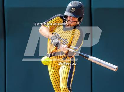 Thumbnail 2 in Calallen vs. Liberty (UIL 4A Softball Final) photogallery.