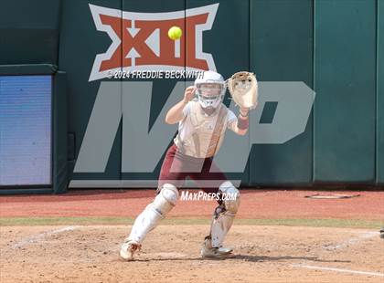 Thumbnail 1 in Calallen vs. Liberty (UIL 4A Softball Final) photogallery.