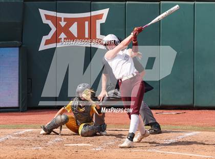 Thumbnail 1 in Calallen vs. Liberty (UIL 4A Softball Final) photogallery.