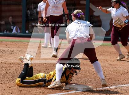 Thumbnail 2 in Calallen vs. Liberty (UIL 4A Softball Final) photogallery.